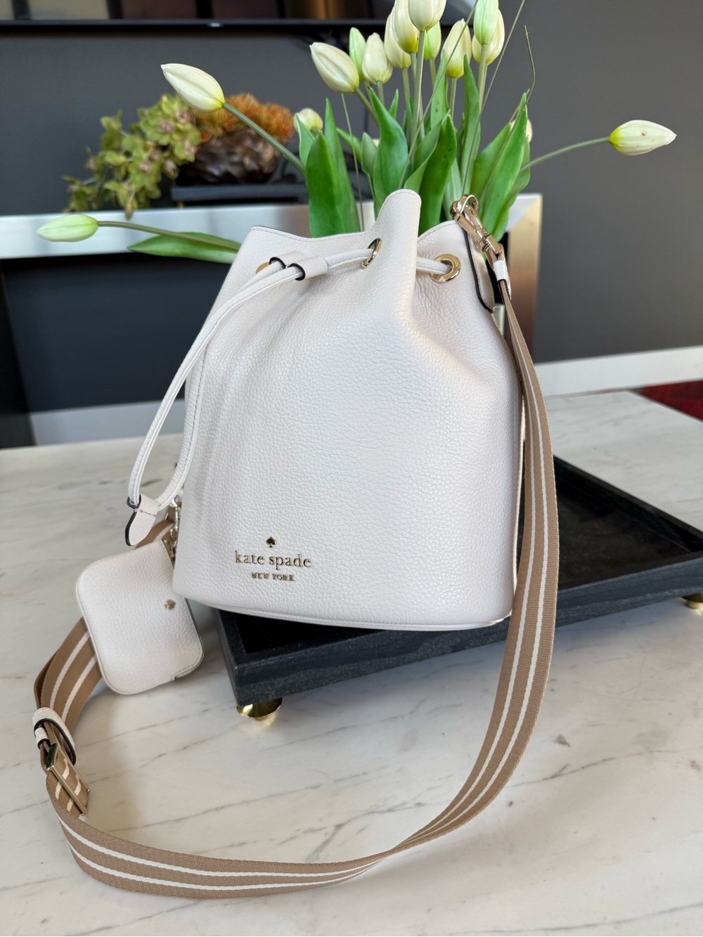 New Kate Spade Rosie Leather Large Bucket Bag Parchment - Picture 3 of 16